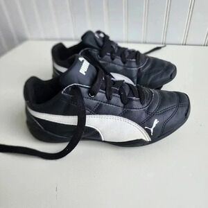 PUMA Kids Boys Black White Lace Up Shoes Athletic Sneakers US Size 2.5 C